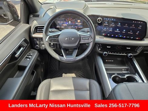 Used 2025 Chevrolet Tahoe Z71 w/ Z71 Off-Road Package AWD/4WD image 17