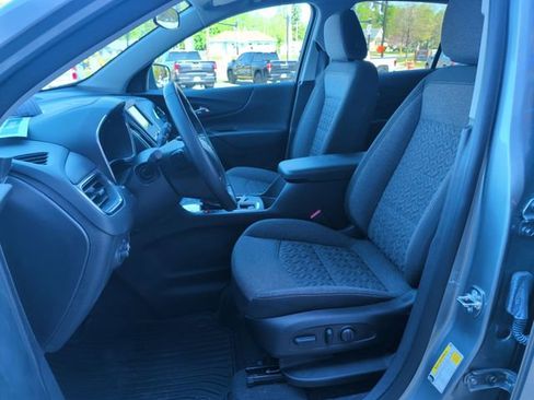 Certified 2024 Chevrolet Equinox LT FWD image 11