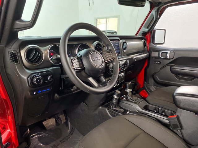 Used 2023 Jeep Wrangler Unlimited w/ 8.4" Radio Group AWD/4WD image 17