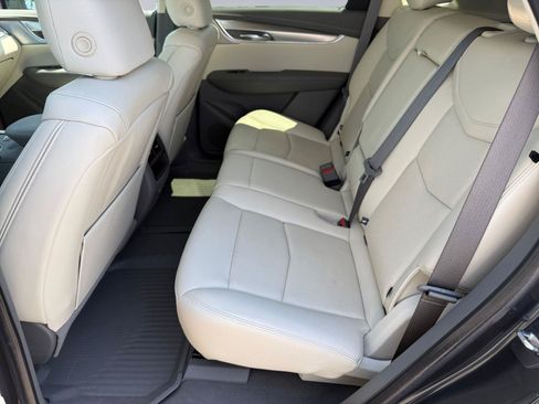 Certified 2023 Cadillac XT5 Premium Luxury w/ LPO, Floor Liner Package AWD/4WD image 15