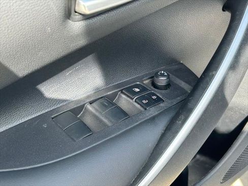 Certified 2024 Toyota Corolla SE FWD image 21