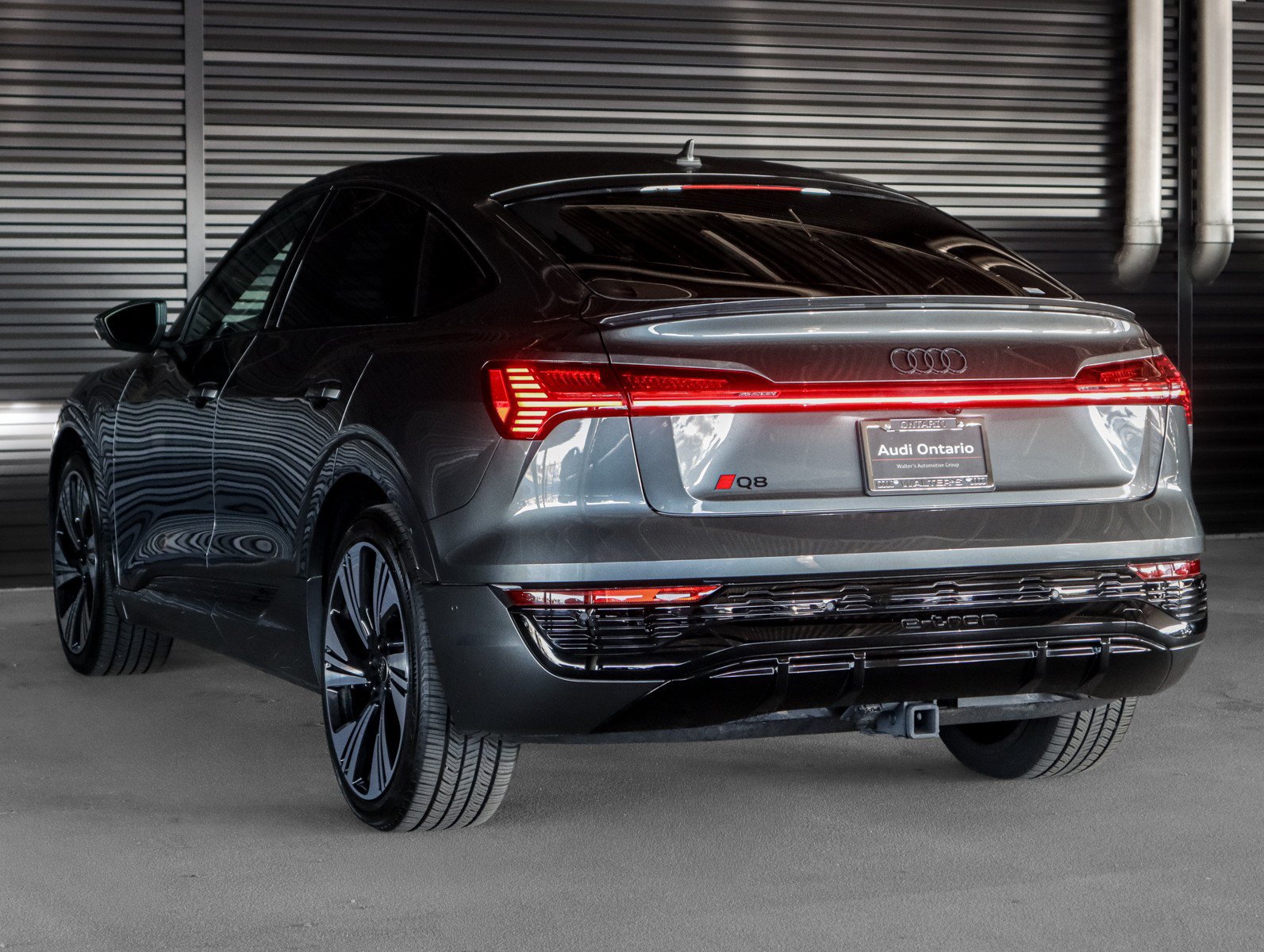 Used 2024 Audi Q8 e-tron Prestige AWD/4WD image 2