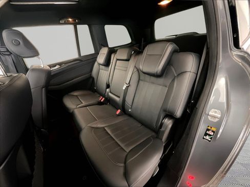 Certified 2019 Mercedes-Benz GLS 450 4MATIC image 22