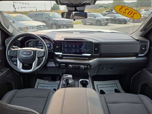Used 2023 GMC Sierra 1500 Elevation w/ X31 Off-Road Package AWD/4WD image 3