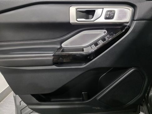 Used 2024 Ford Explorer ST w/ Equipment Group 401A image 10