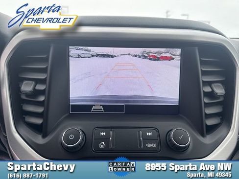 Used 2023 GMC Acadia SLE w/ Driver Convenience Package image 16