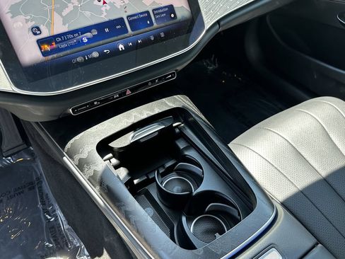 Certified 2025 Mercedes-Benz E 350 Sedan w/ Winter Package image 32