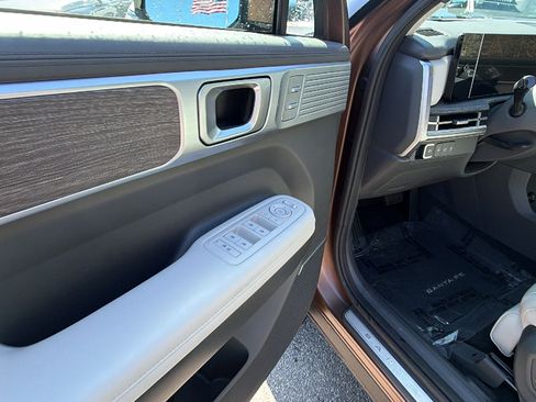 Used 2024 Hyundai Santa Fe Calligraphy image 15