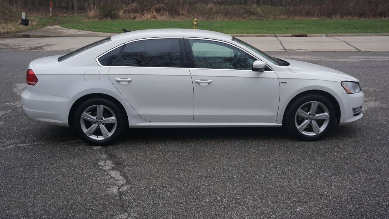 Used 2015 Volkswagen Passat 1.8T Limited Edition FWD image 6