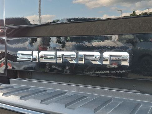Used 2017 GMC Sierra 1500 Denali w/ Denali Ultimate Package AWD/4WD image 31
