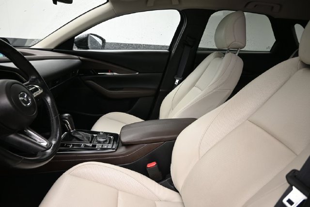 Certified 2023 MAZDA CX-30 AWD 2.5 S w/ Premium Package image 10