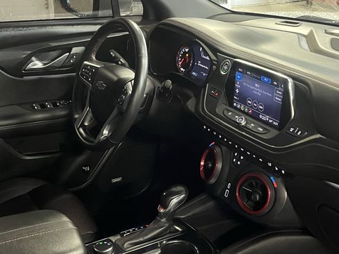 Used 2022 Chevrolet Blazer RS w/ Enhanced Convenience Package FWD image 16