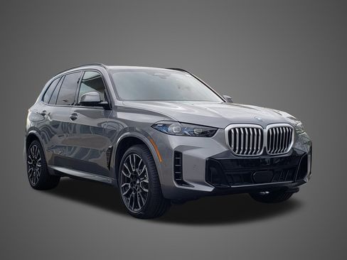 New 2026 BMW X5 xDrive50e AWD/4WD image 3