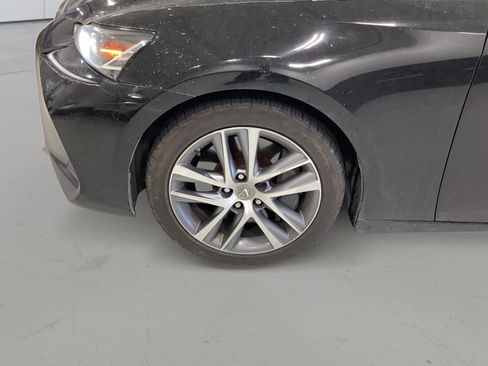 Used 2019 Lexus IS 300 w/ Accessory Package RWD image 4