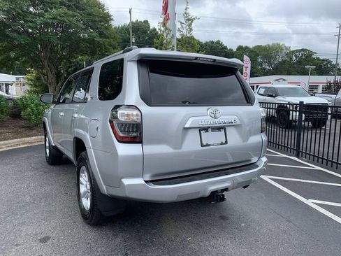Certified 2022 Toyota 4Runner SR5 RWD image 6