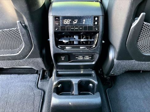 Certified 2023 Jeep Grand Cherokee L Overland AWD/4WD image 17