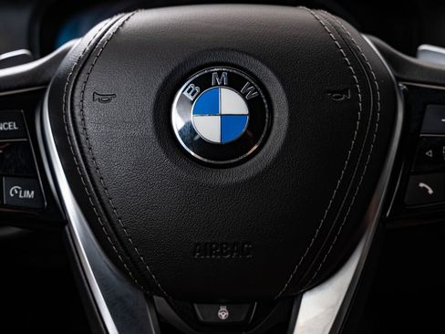 Used 2022 BMW 530i xDrive w/ Convenience Package AWD/4WD image 30