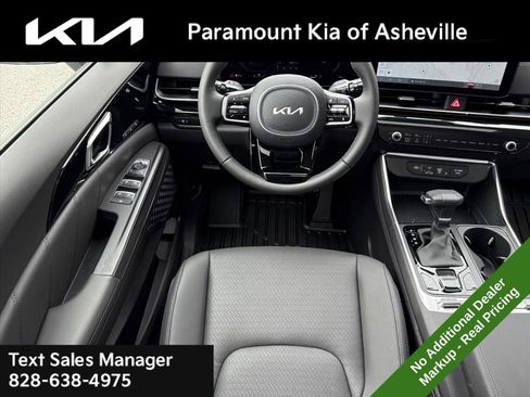 New 2026 Kia Carnival SX Prestige image 24