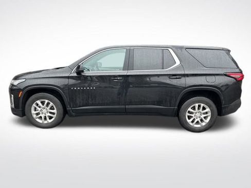 Certified 2022 Chevrolet Traverse LS image 2