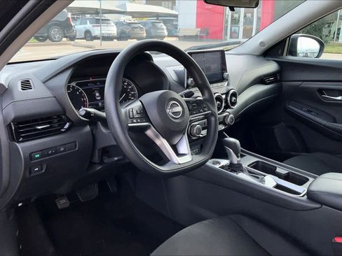 Used 2024 Nissan Sentra SV image 15