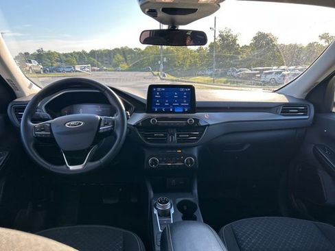 Used 2024 Ford Escape Active AWD/4WD image 5
