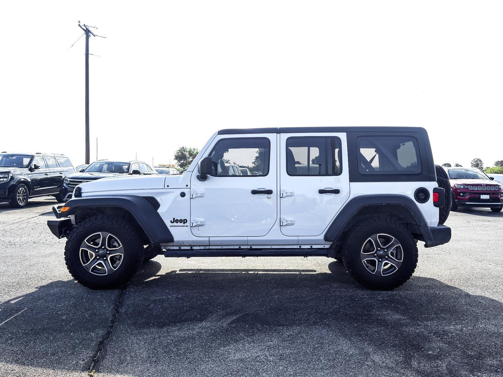 Used 2023 Jeep Wrangler Unlimited Sport AWD/4WD image 13