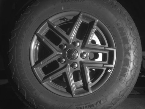 Used 2025 Jeep Wrangler Sport S image 12