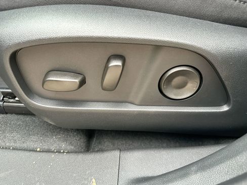 New 2026 Chevrolet Equinox LT w/ Convenience Package II image 12