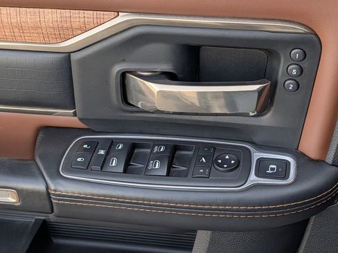 Used 2021 RAM 3500 Limited image 23