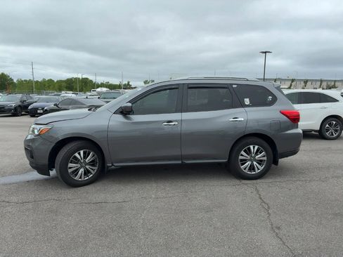 Used 2019 Nissan Pathfinder S AWD/4WD image 6