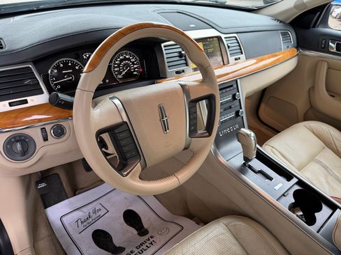 Used 2009 Lincoln MKS AWD image 8