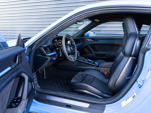 Certified 2022 Porsche 911 GT3 RWD image 24