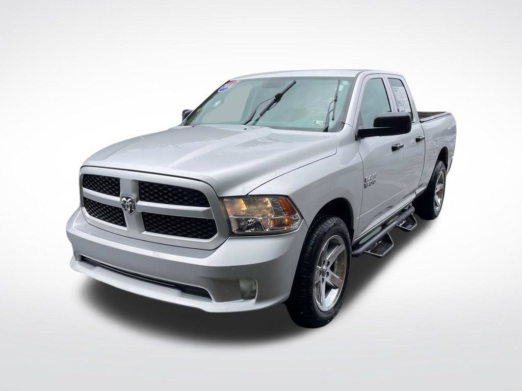 Used 2018 RAM 1500 Express w/ Express Value Package AWD/4WD image 3