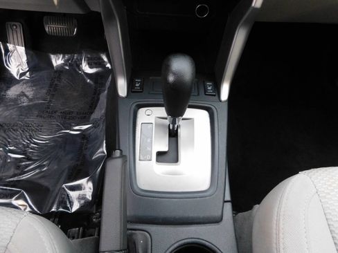 Used 2016 Subaru Forester 2.5i Premium w/ All-Weather Package image 16