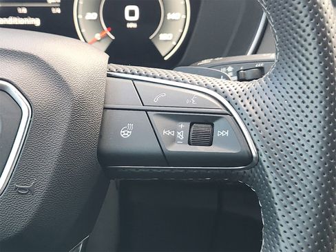 Used 2023 Audi SQ5 Premium Plus w/ Premium Plus Package image 29