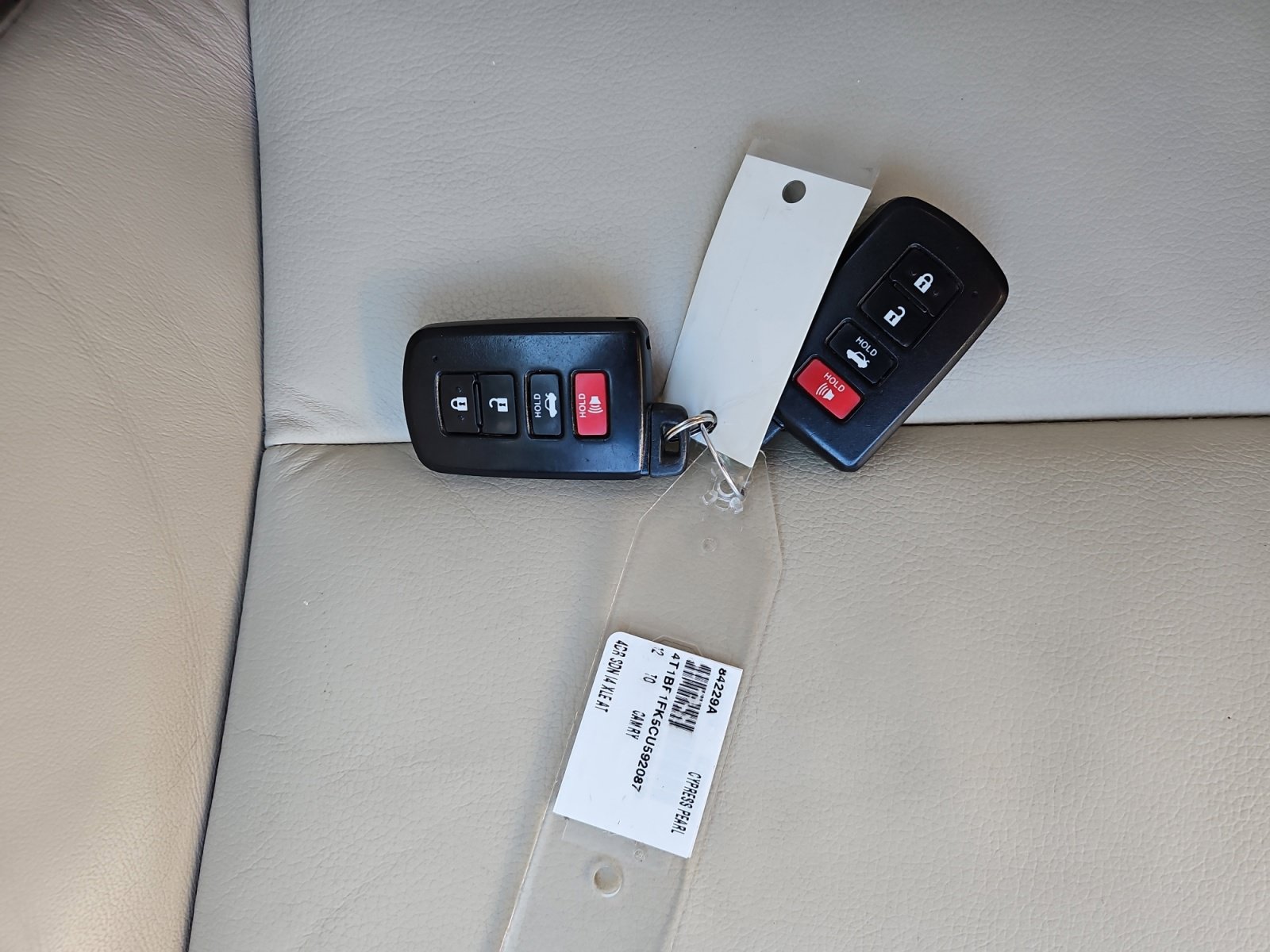 Used 2012 Toyota Camry XLE w/ Leather Pkg FWD image 20