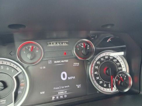 Used 2022 RAM 1500 Warlock w/ Ceramic Grey Warlock Package AWD/4WD image 11