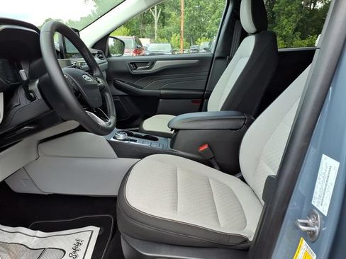 Certified 2024 Ford Escape Active AWD/4WD image 12