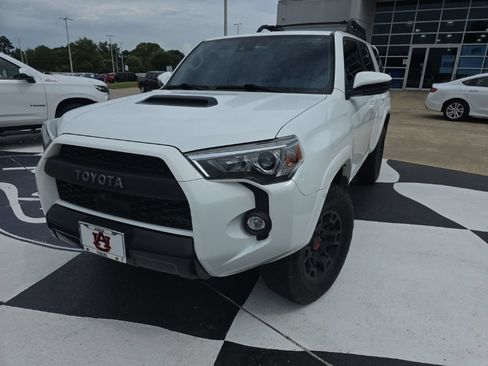Used 2022 Toyota 4Runner TRD Pro AWD/4WD image 5