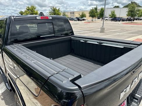 Used 2025 RAM 1500 Laramie w/ Sport Appearance Package AWD/4WD image 39
