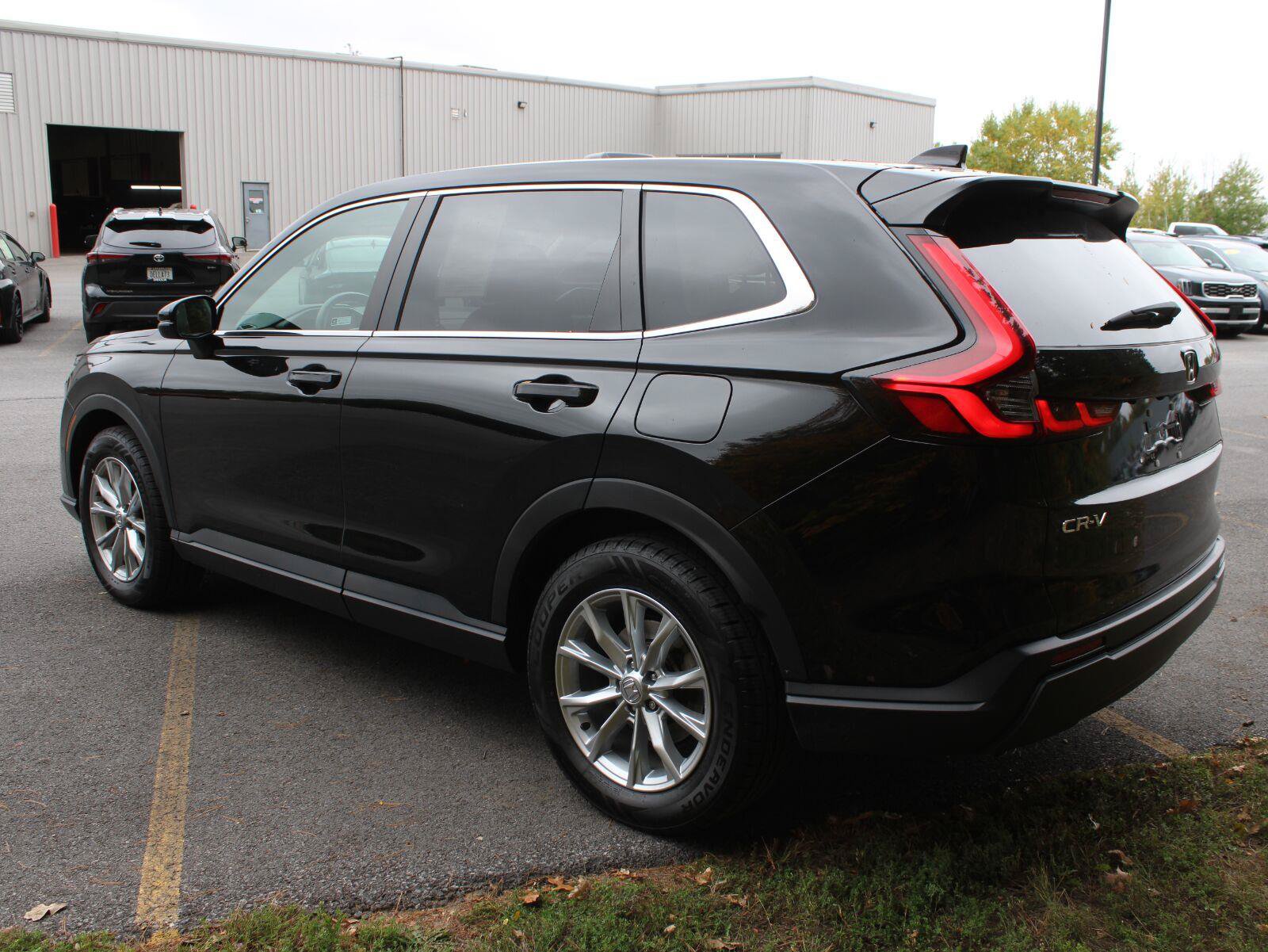 Certified 2024 Honda CR-V EX image 5