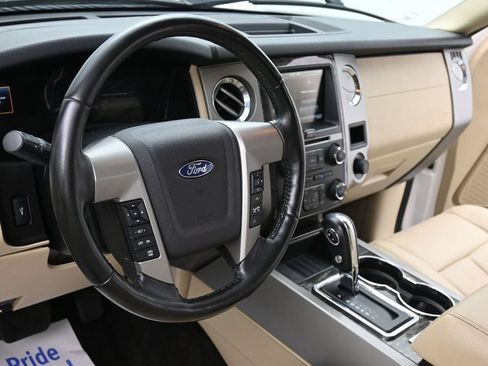 Used 2015 Ford Expedition EL Limited w/ Equipment Group 301A AWD/4WD image 15