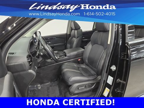 Used 2023 Honda Pilot Touring image 11
