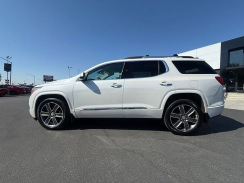 Used 2017 GMC Acadia Denali w/ Technology Package AWD/4WD image 5