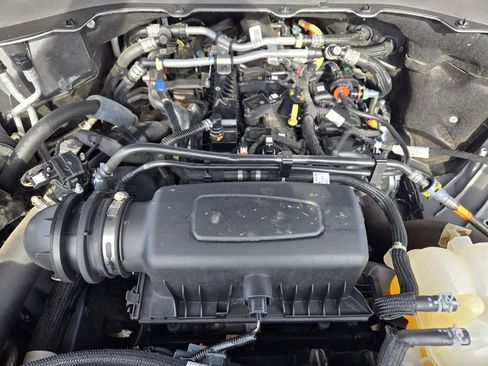 Used 2023 Ford Explorer XLT w/ Equipment Group 202A RWD image 29