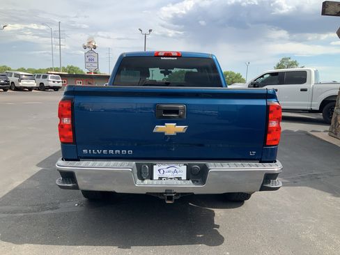Used 2018 Chevrolet Silverado 1500 LT w/ Trailering Package AWD/4WD image 7