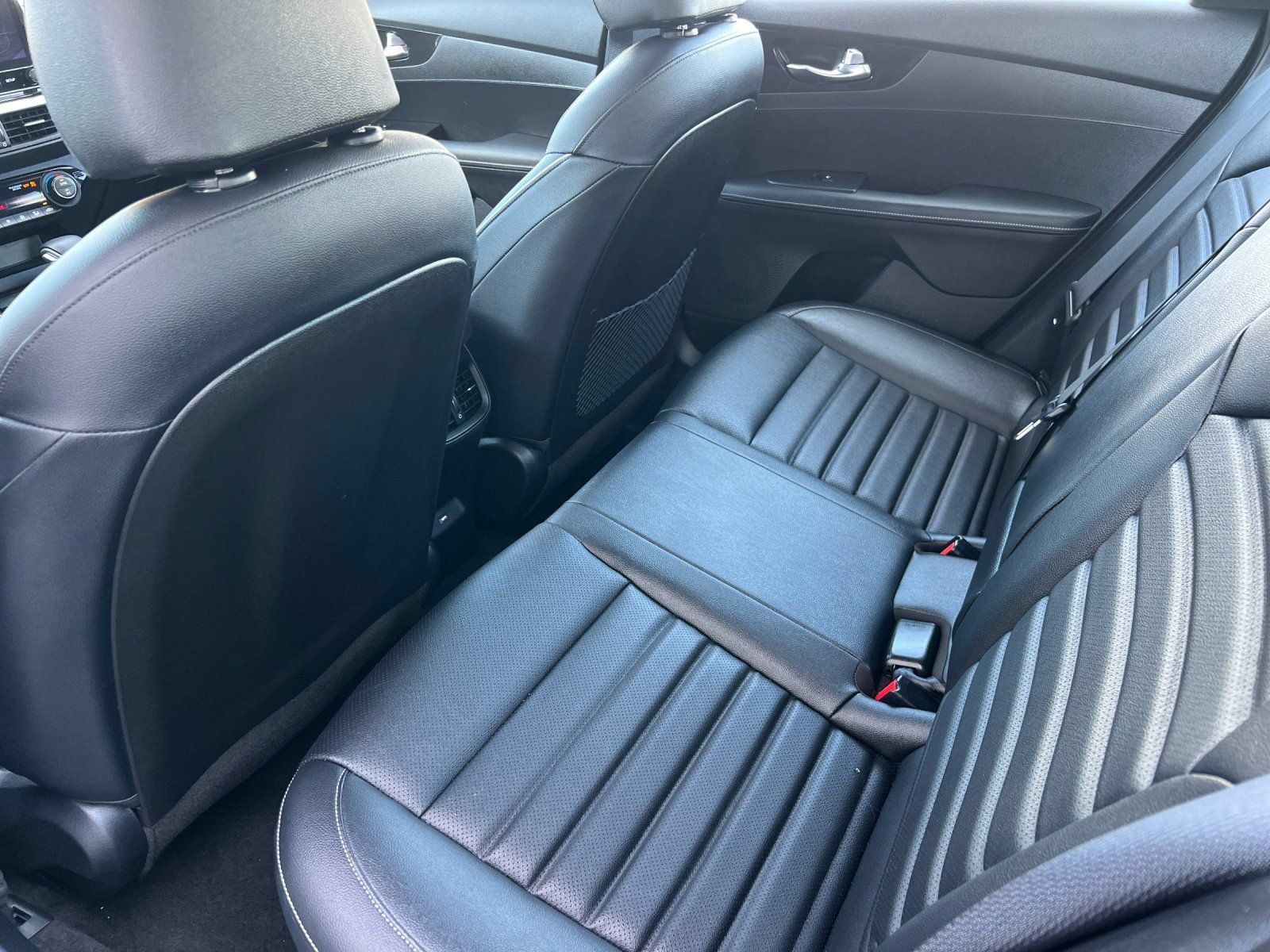 Certified 2023 Kia Forte GT-Line w/ GT-Line Premium Package FWD image 11