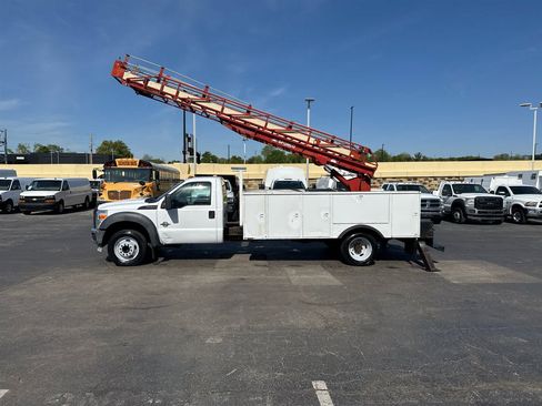 Used 2011 Ford F550 2WD Regular Cab Super Duty w/ Payload Upgrade Pkg image 6