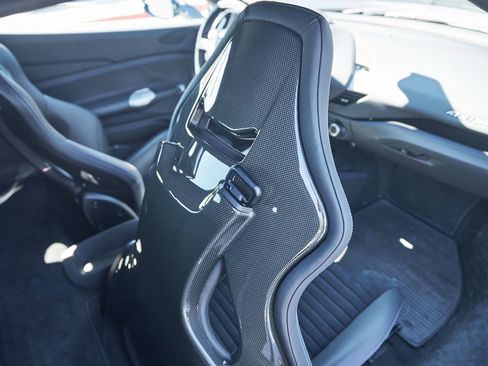 Used 2018 Ferrari 488 GTB Base image 43