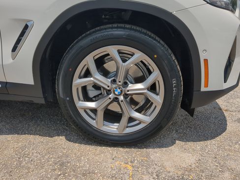 Used 2024 BMW X3 xDrive30i w/ Premium Package w/ZPA AWD/4WD image 9